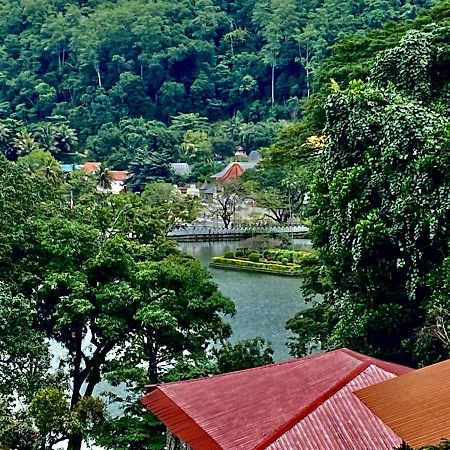 Sesatha Lake Kandy Esterno foto