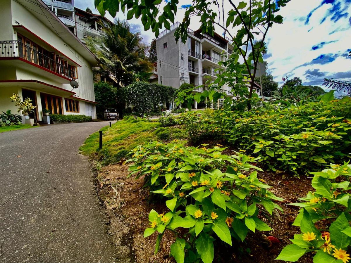 Sesatha Lake Kandy Esterno foto