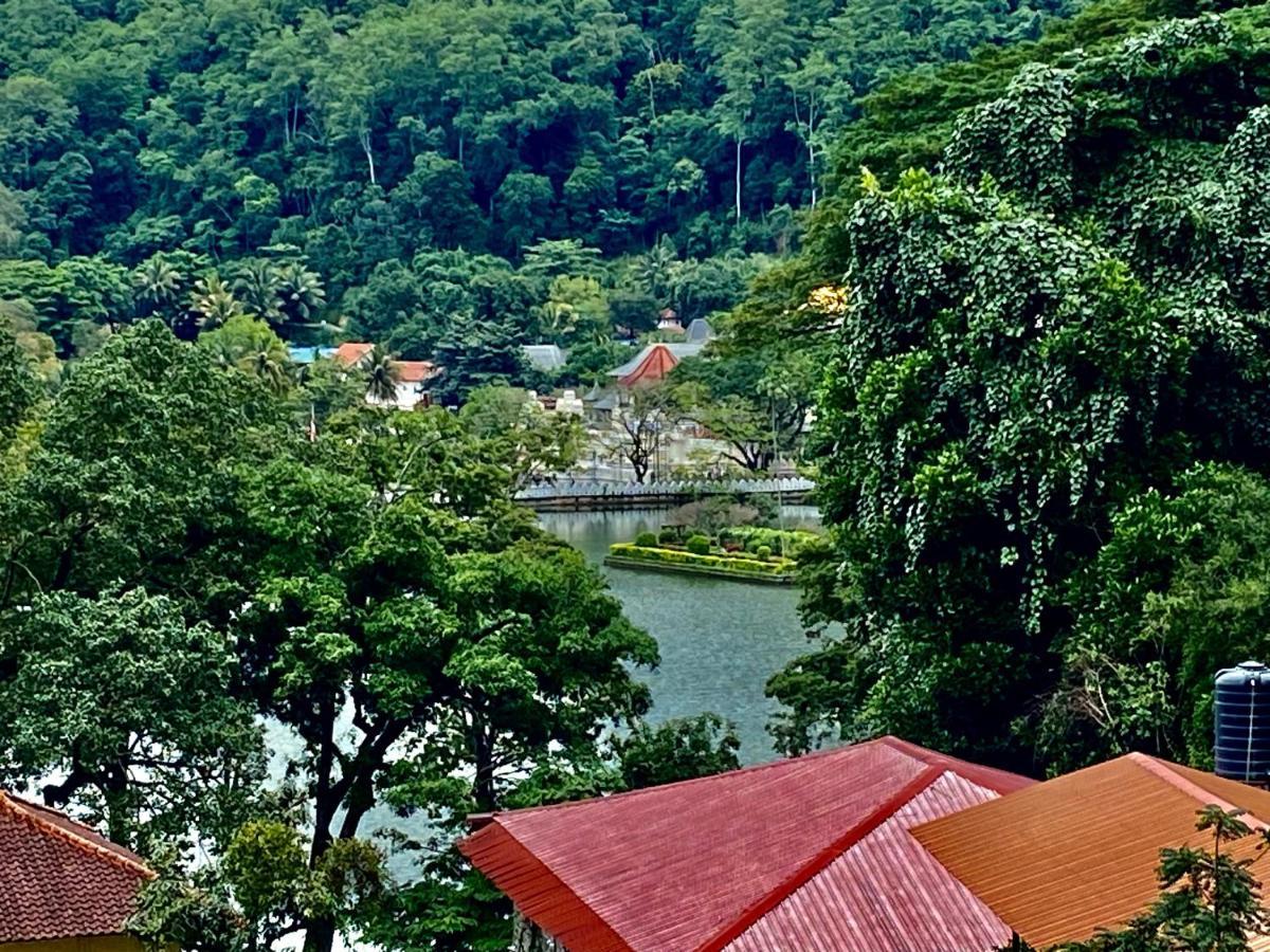 Sesatha Lake Kandy Esterno foto